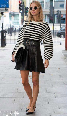 皮裙配什么上衣好看？教你做個硬糖女孩