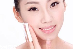 化妝棉可以用作粉撲嗎？要掌握正確方法