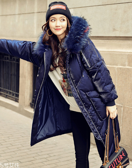 大毛領(lǐng)怎么打理？大毛領(lǐng)帶你度過溫暖冬季