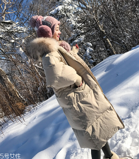 大毛領(lǐng)怎么打理？大毛領(lǐng)帶你度過溫暖冬季