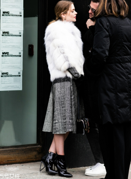 白色皮草怎么搭配？專屬于冬季的圣潔女神范兒
