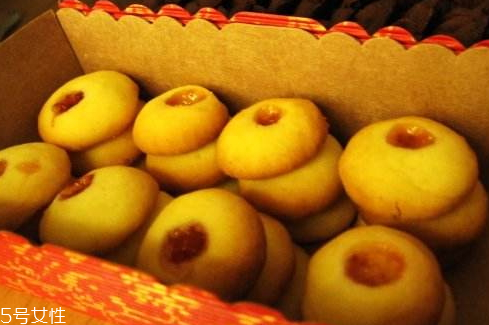 烤箱烤餅干用錫紙用刷油嗎 烤箱烤餅干小技巧 烤箱烤餅干用錫紙用刷油嗎 烤箱烤餅干小技巧