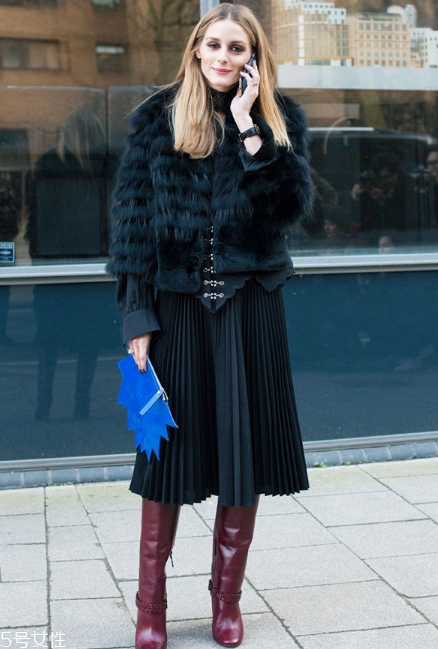 黑色皮草怎么搭配好看？教你凹足造型感
