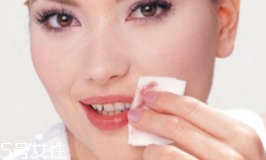 怎么自制卸妝液？自制卸妝液教程