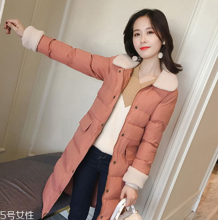 小個(gè)子女生適合什么款式棉服？打造冬日浪漫情緣