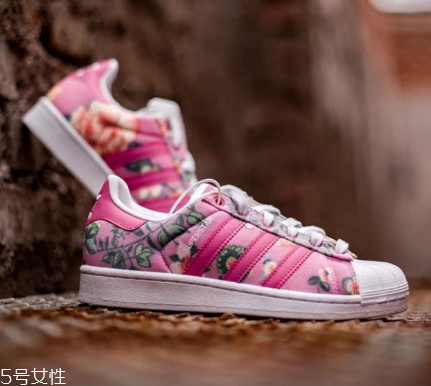 2018流行什么款式板鞋？超火的板鞋款式大盤點