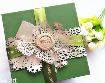 LA MER修護精華露孕媽能用嗎？適合產(chǎn)后去皺