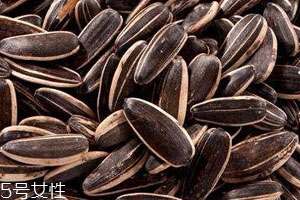 烤箱烤瓜子溫度時間 烤箱烤瓜子技巧 烤箱烤瓜子溫度時間 烤箱烤瓜子技巧