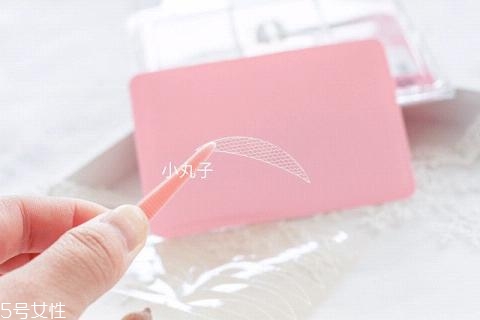 蕾絲雙眼皮貼好用嗎？蕾絲雙眼皮貼教程