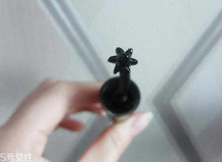 睫毛膏怎么刷好看？給你帶來(lái)深邃雙眸