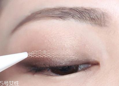 蕾絲雙眼皮貼好用嗎？蕾絲雙眼皮貼教程