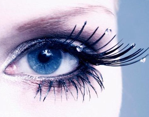 睫毛膏保質(zhì)期一般是多久？過期的睫毛膏還能這樣用