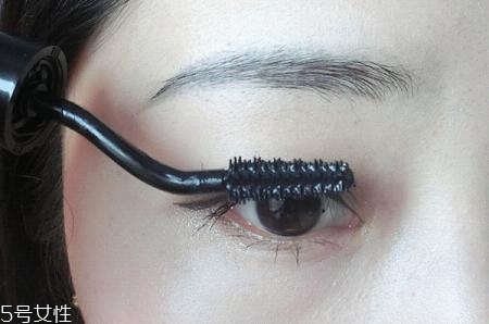 睫毛膏怎么刷好看？給你帶來(lái)深邃雙眸