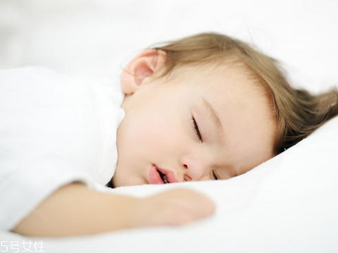 寶寶睡覺鼻子呼呼響是怎么回事 四種原因需注意 寶寶睡覺鼻子呼呼響是怎么回事 四種原因需注意