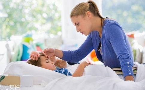 銀耳紅棗湯發(fā)燒能喝嗎 不建議食用 銀耳紅棗湯發(fā)燒能喝嗎 不建議食用