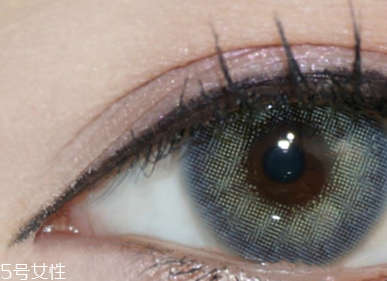 怎樣讓睫毛變長(zhǎng)變翹？下眼線還可以畫出來