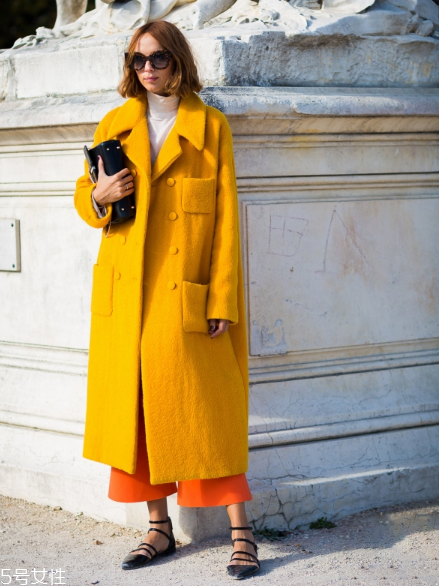 x型腿穿什么褲子好看？輕松教你打造完美腿型