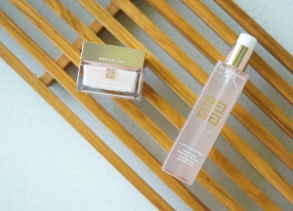 紀(jì)梵希時(shí)光無痕修護(hù)美容液怎么用？紀(jì)梵希的少女美容液