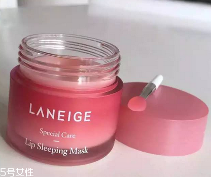 蘭芝唇膜一周使用幾次？千萬不要用舌頭去舔嘴唇