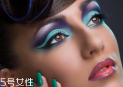 眼部容易暈妝原因 眼皮打底要做好 眼部容易暈妝原因 眼皮打底要做好