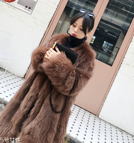 皮草什么時(shí)候買(mǎi)最便宜？小編教你輕松省錢(qián)