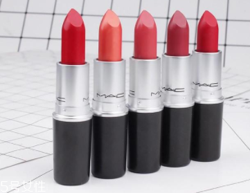 年會這樣妝，讓你氣場碾壓全場！