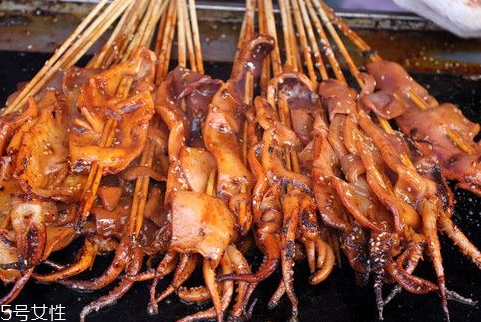 烤箱烤魷魚(yú)多長(zhǎng)時(shí)間 烤箱烤魷魚(yú)溫度和時(shí)間 烤箱烤魷魚(yú)多長(zhǎng)時(shí)間 烤箱烤魷魚(yú)溫度和時(shí)間