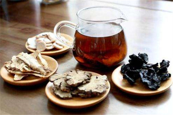 四物湯的功效與作用及食用方法 這些禁忌要注意 四物湯的功效與作用及食用方法 這些禁忌要注意