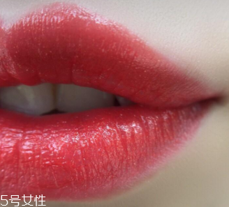 Mac口紅哪個(gè)顏色最火？6款最愛唇色試色