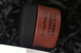 Mac口紅哪個(gè)顏色最火？6款最愛唇色試色