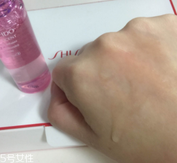 化妝誤區(qū)有哪些？11個常見的化妝誤區(qū)