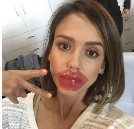 怎么使用唇膜更好發(fā)揮作用？敷完唇膜后需要護理