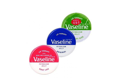 凡士林涂嘴唇有什么好處？凡士林護(hù)唇小貼士