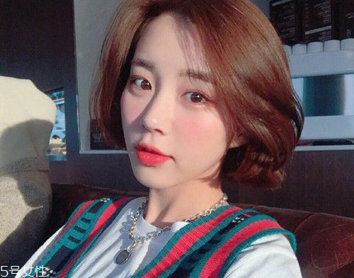 齊肩短發(fā)怎樣最好看？染這些顏色好看又洋氣