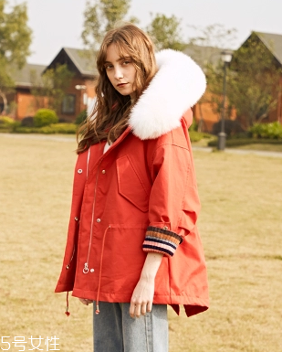 冬天穿什么羽絨服顯瘦？教你做冬日小妖精