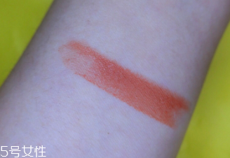 冬天護膚用霜還是乳？6款適合冬天用的護膚品推薦