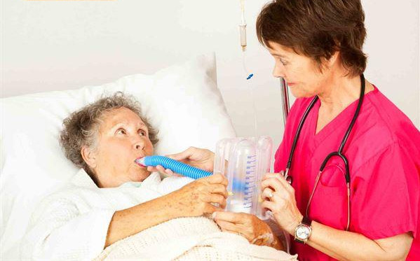 老人得癌癥該不該告訴他實情 老人得癌癥該不該告訴他實情