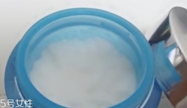 紀梵希水漾活妍面霜好用嗎？冰淇淋質(zhì)地的面霜評測