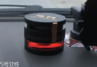 女士香水什么味道好？這6款香水親切又高級(jí)