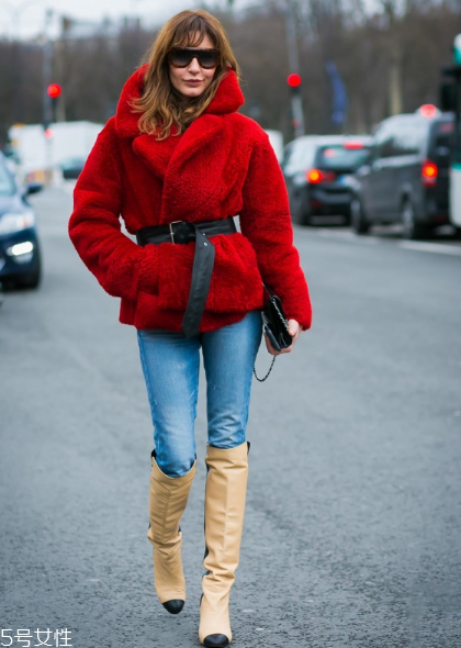 o型腿穿過膝靴好看嗎？掩飾腿型小不足