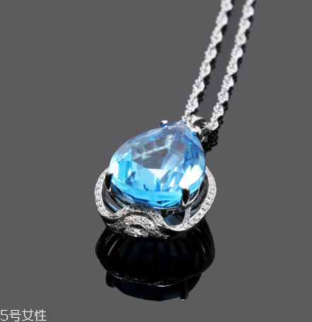 托帕石適合什么人戴？這些人最適合不過了