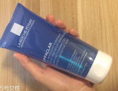 痘痘反復(fù)長(zhǎng)是什么原因？基礎(chǔ)護(hù)膚不夠用心