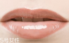 嘴唇干裂是一種病嗎？治療口角炎從改善習(xí)慣入手