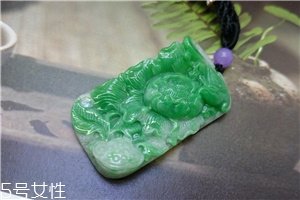 翡翠a貨是什么意思？千萬別誤解了