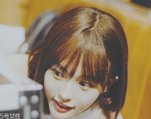 大臉女生適合的短發(fā)發(fā)型 短發(fā)打理步驟 大臉女生適合的短發(fā)發(fā)型 短發(fā)打理步驟