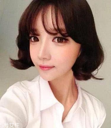 大臉女生適合的短發(fā)發(fā)型 短發(fā)打理步驟 大臉女生適合的短發(fā)發(fā)型 短發(fā)打理步驟