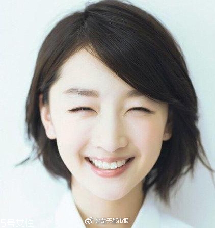 短發(fā)發(fā)尾外翻的發(fā)型怎么弄？誰(shuí)弄誰(shuí)美