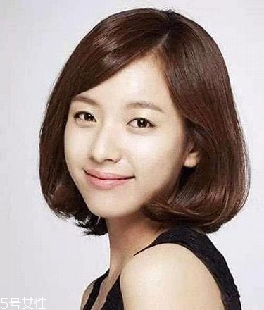 大臉女生適合的短發(fā)發(fā)型 短發(fā)打理步驟 大臉女生適合的短發(fā)發(fā)型 短發(fā)打理步驟