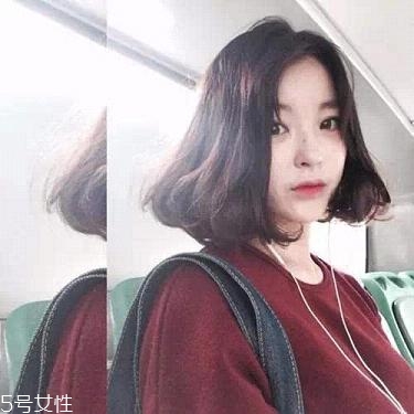 大臉女生適合的短發(fā)發(fā)型 短發(fā)打理步驟 大臉女生適合的短發(fā)發(fā)型 短發(fā)打理步驟