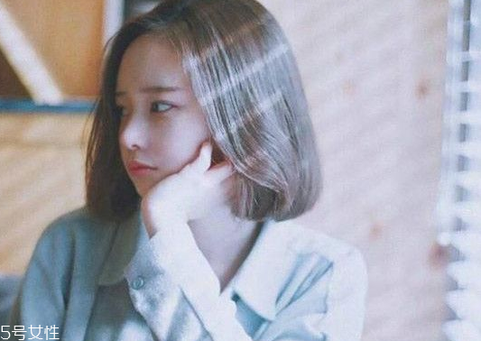 2018最流行的短發(fā)發(fā)型 六款短發(fā)不能錯過的顏色 2018最流行的短發(fā)發(fā)型 六款短發(fā)不能錯過的顏色